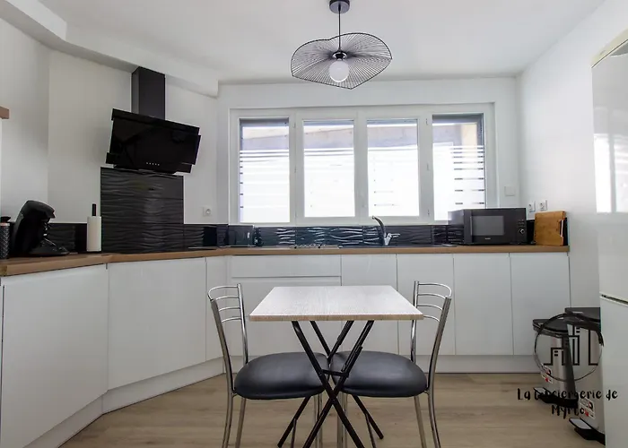 Au Coeur Des Lices *