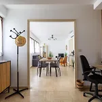 Au Coeur Des Lices Apartamento *
