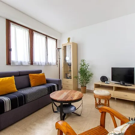 Apartment Au Coeur Des Lices *